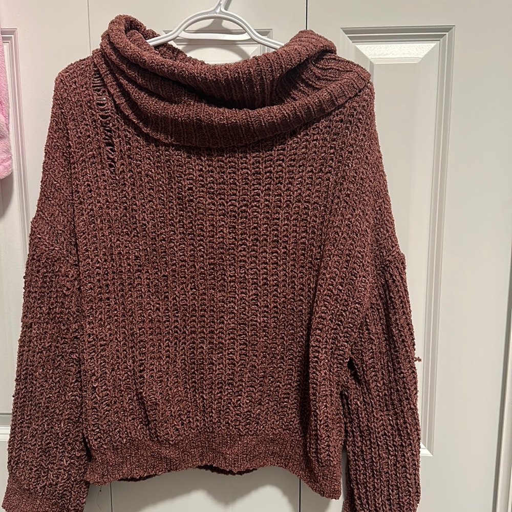 Turtleneck sweater size small - Picture 1 of 4